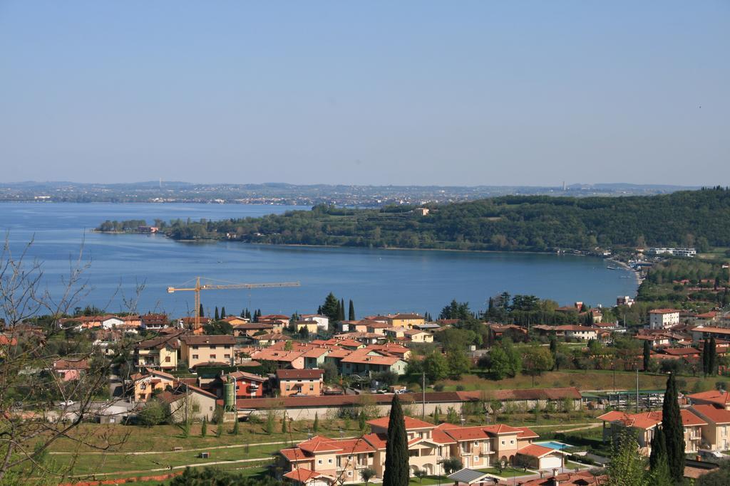 B&B Il Glicine Bedizzole Exteriör bild