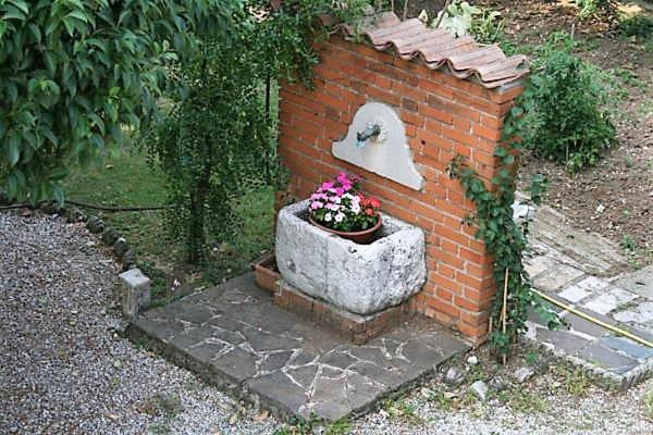 B&B Il Glicine Bedizzole Exteriör bild